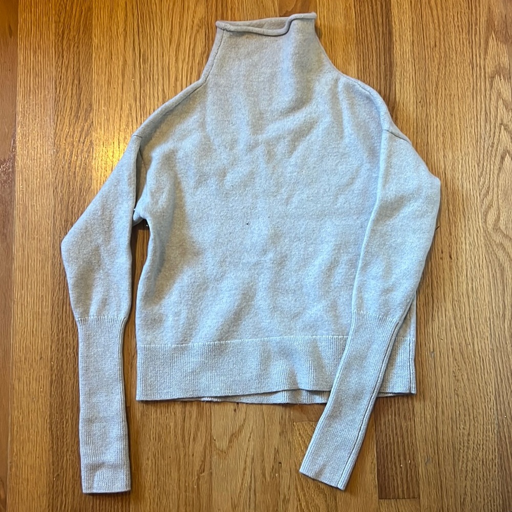 Aritzia Wilfred Oatmeal Sweater